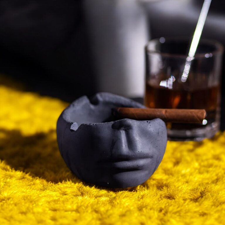 Half Face Design Concrete Ashtray