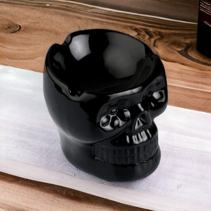 Black Skull Ceramic Ashtray for Smokers